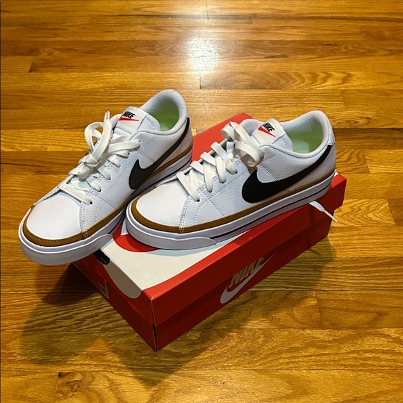 Nike Shoes - Nike Women’s court legacy NN Sneakers